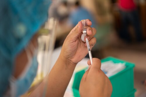 Chers dirigeants mondiaux : le moment est venu d’investir dans une meilleure gouvernance mondiale, et des systèmes de santé nationaux plus solides – pour tous